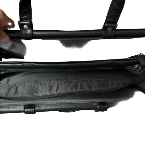 Solo Black Leather Briefcase for Men NWOT - Picture 6 of 7